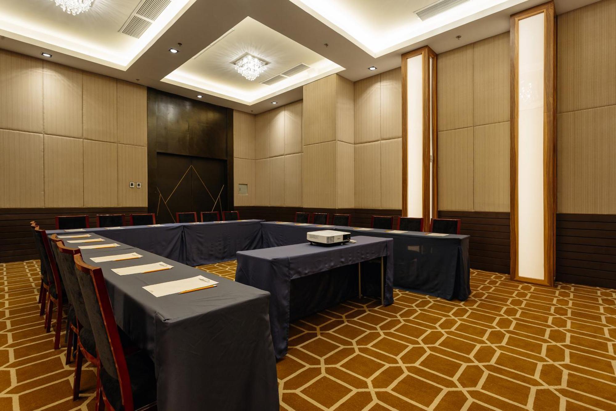 Summit Hotel Tacloban Zewnętrze zdjęcie