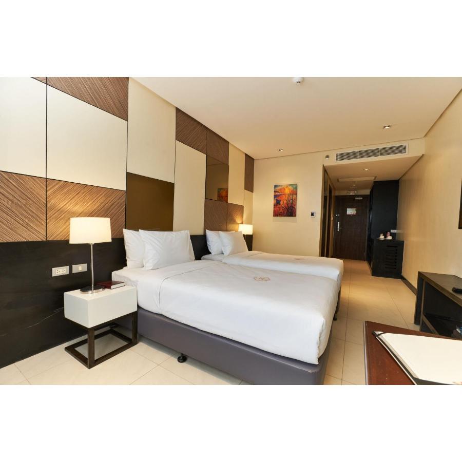 Summit Hotel Tacloban Zewnętrze zdjęcie